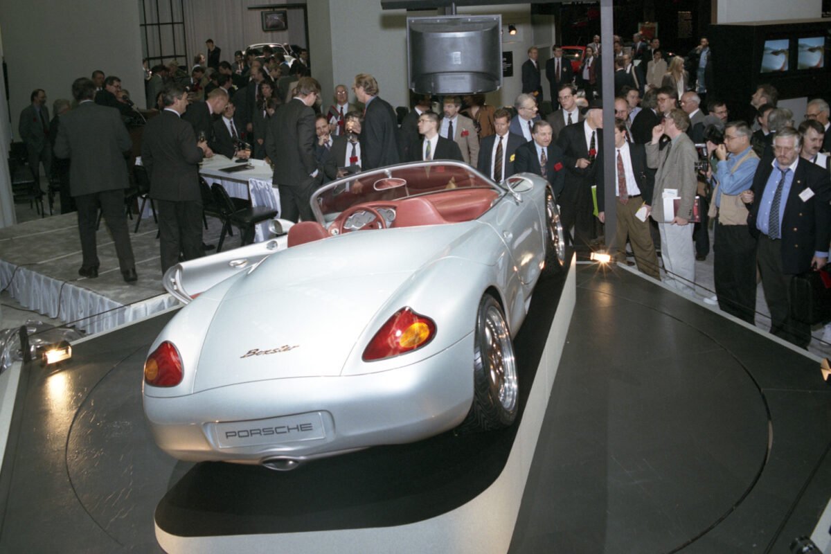 1993 Detroit Motor Show Porsche Boxster Concept rear view