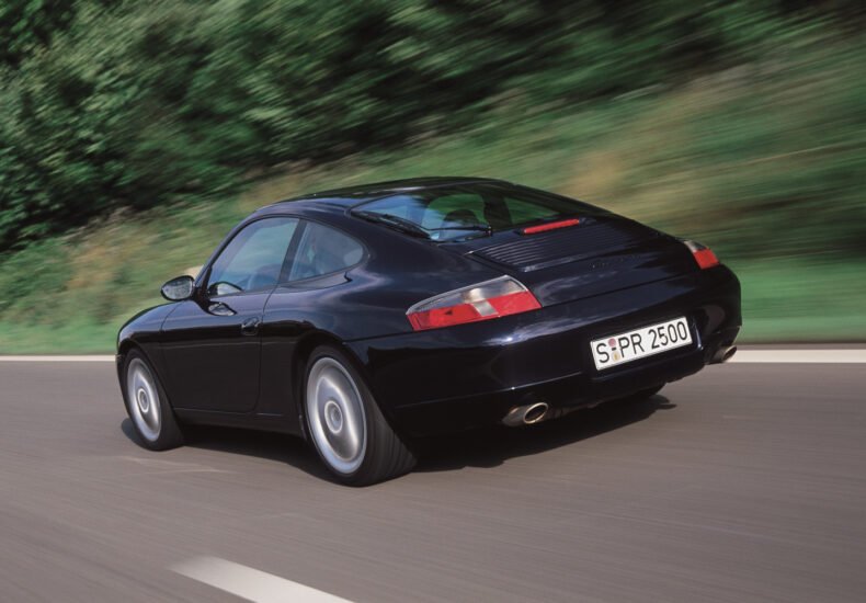 2001 Porsche 911 Carrera Coupe rear