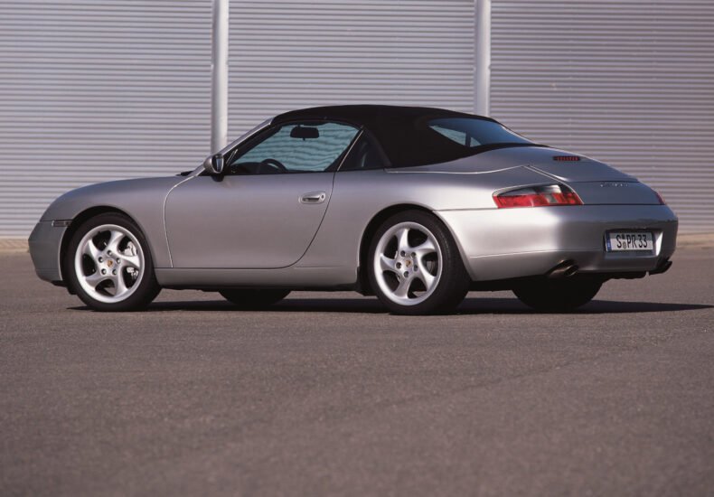 2001 Porsche 911 price list