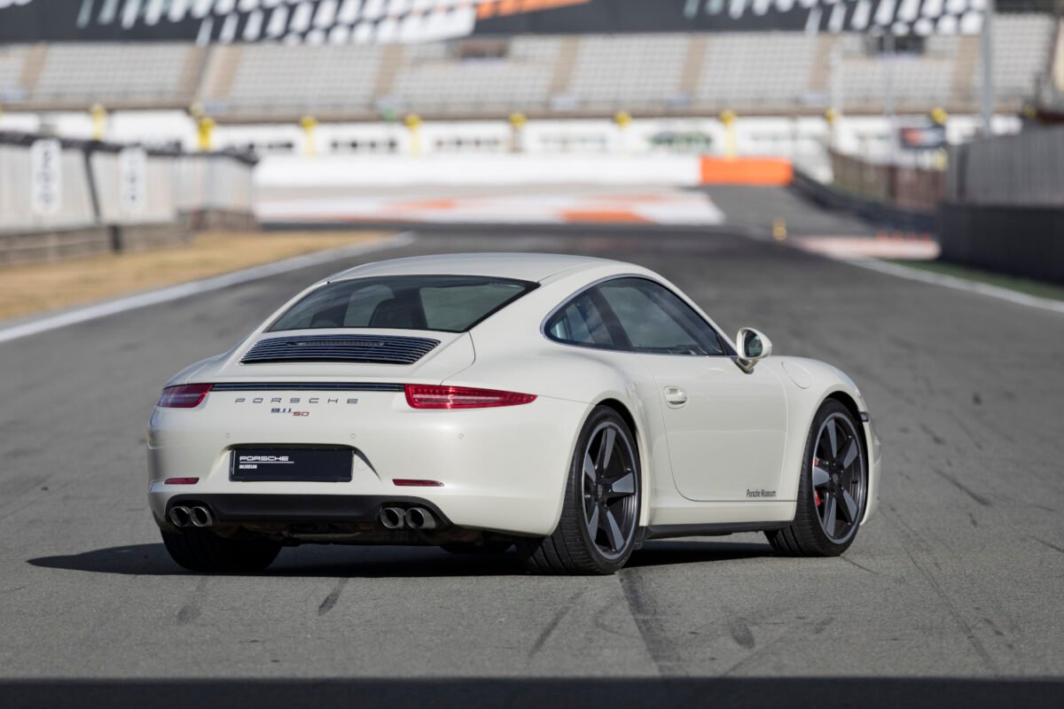 2014 Porsche 911 50th Anniversary Edition rear