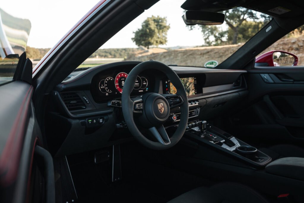 Porsche 911 Carrera 4 GTS Carmine Red interior